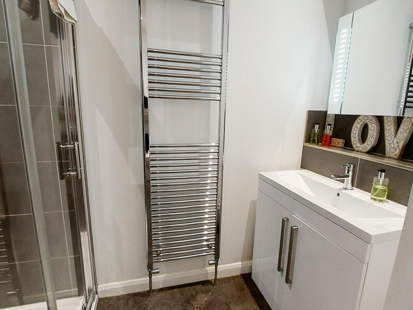 Meadow View Apartments New Quay Extérieur photo