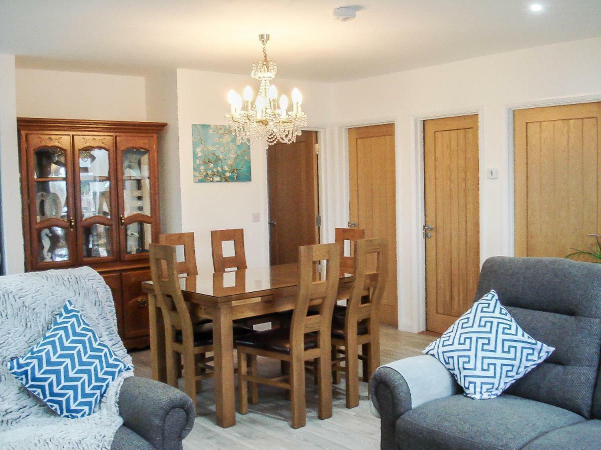 Meadow View Apartments New Quay Extérieur photo